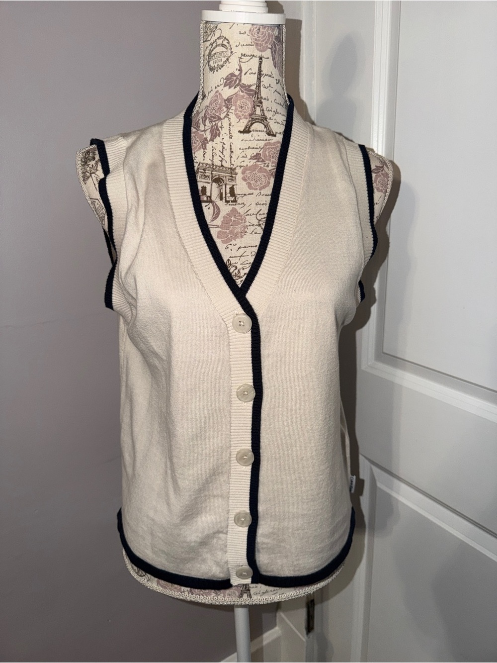 Calvin Klein Cream Sleeveless Button-Front Chalk with Black Trim NWT